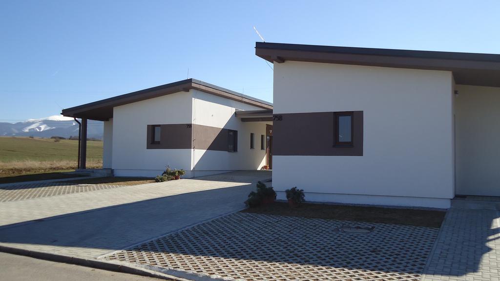 Apartman Valentka Bešeňová Zewnętrze zdjęcie
